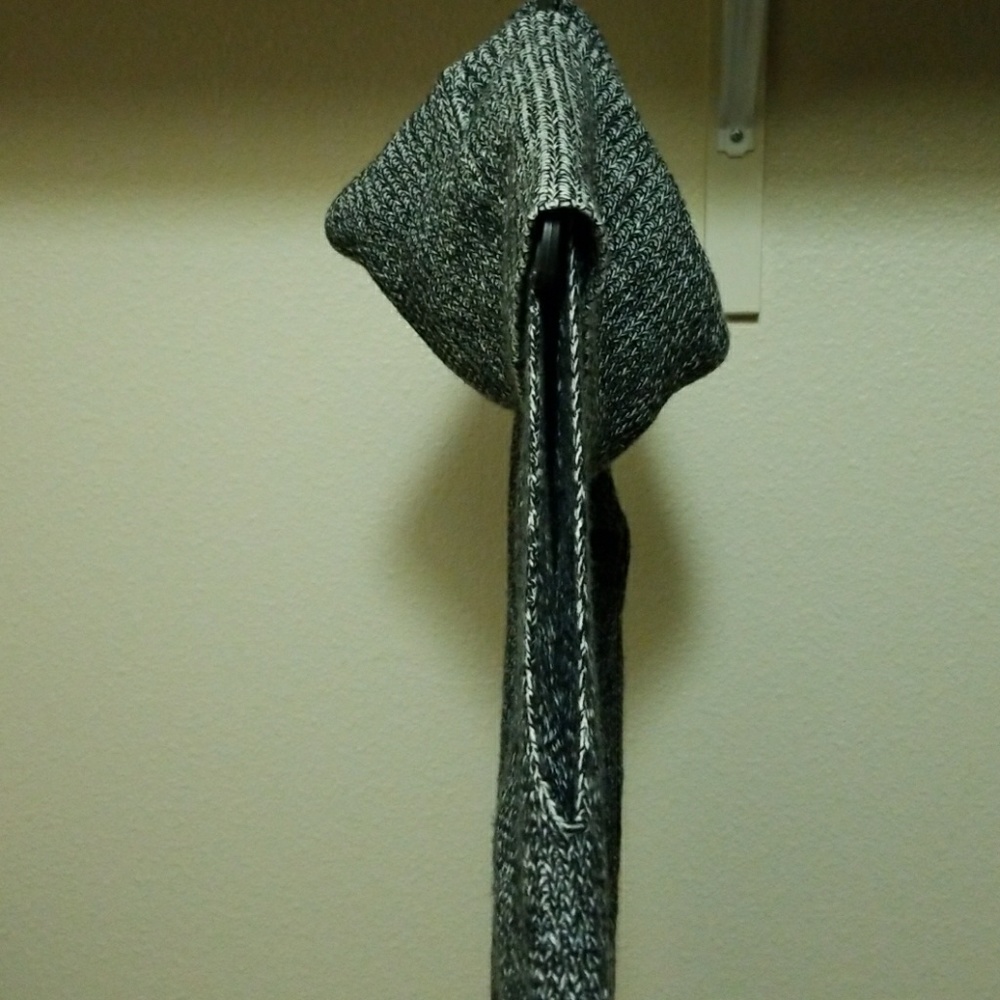 Sweater - Picture 2 of 3